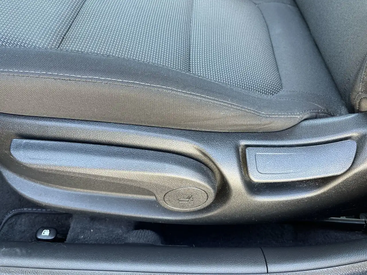 Hyundai ACCENT photo Hyundai ACCENT