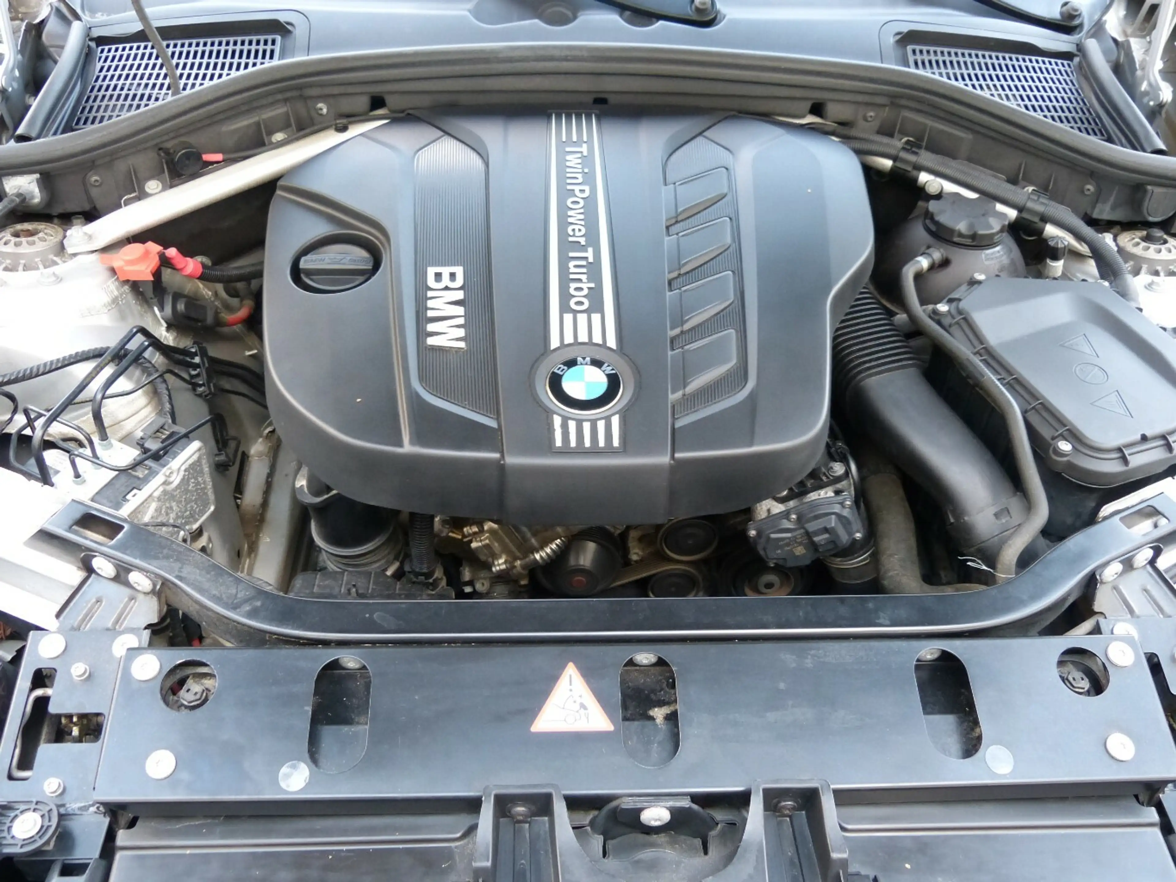 BMW X3 xDrive 20 d [ALLRAD/AUTOMATIK/1. HAND] — photo 9