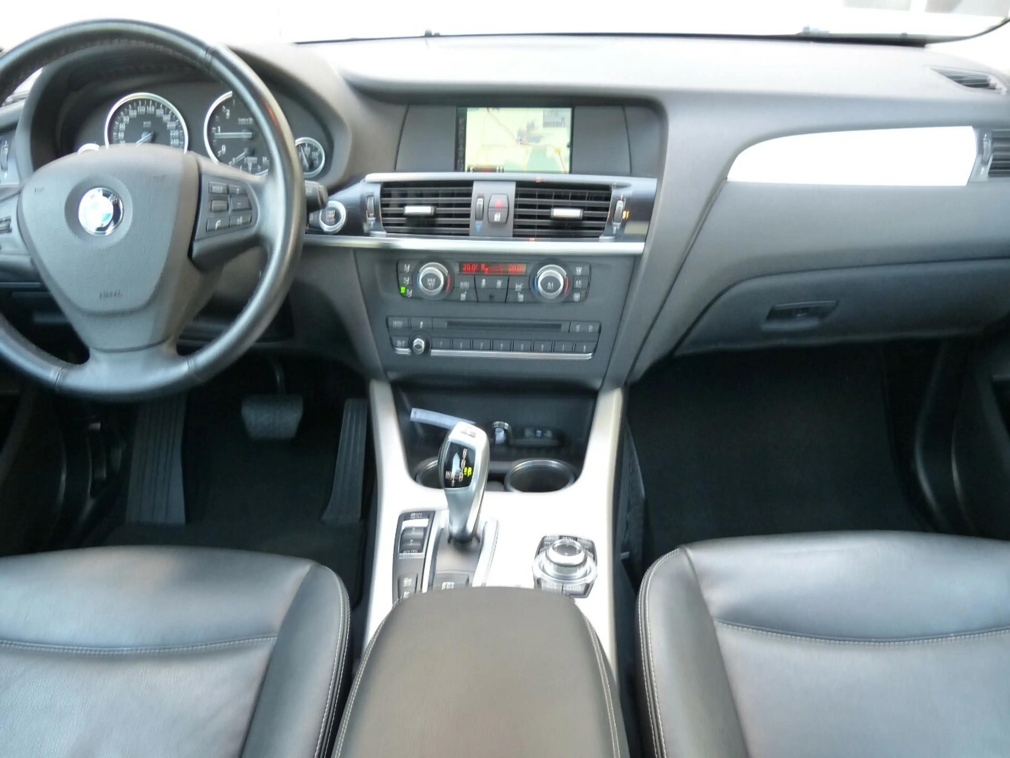 BMW X3 xDrive 20 d [ALLRAD/AUTOMATIK/1. HAND] — photo 11