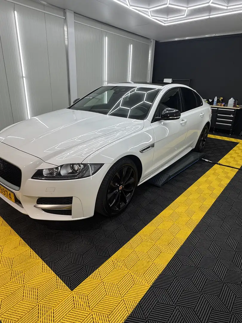 Jaguar XF 3.0 D V6 R-Sport - 2