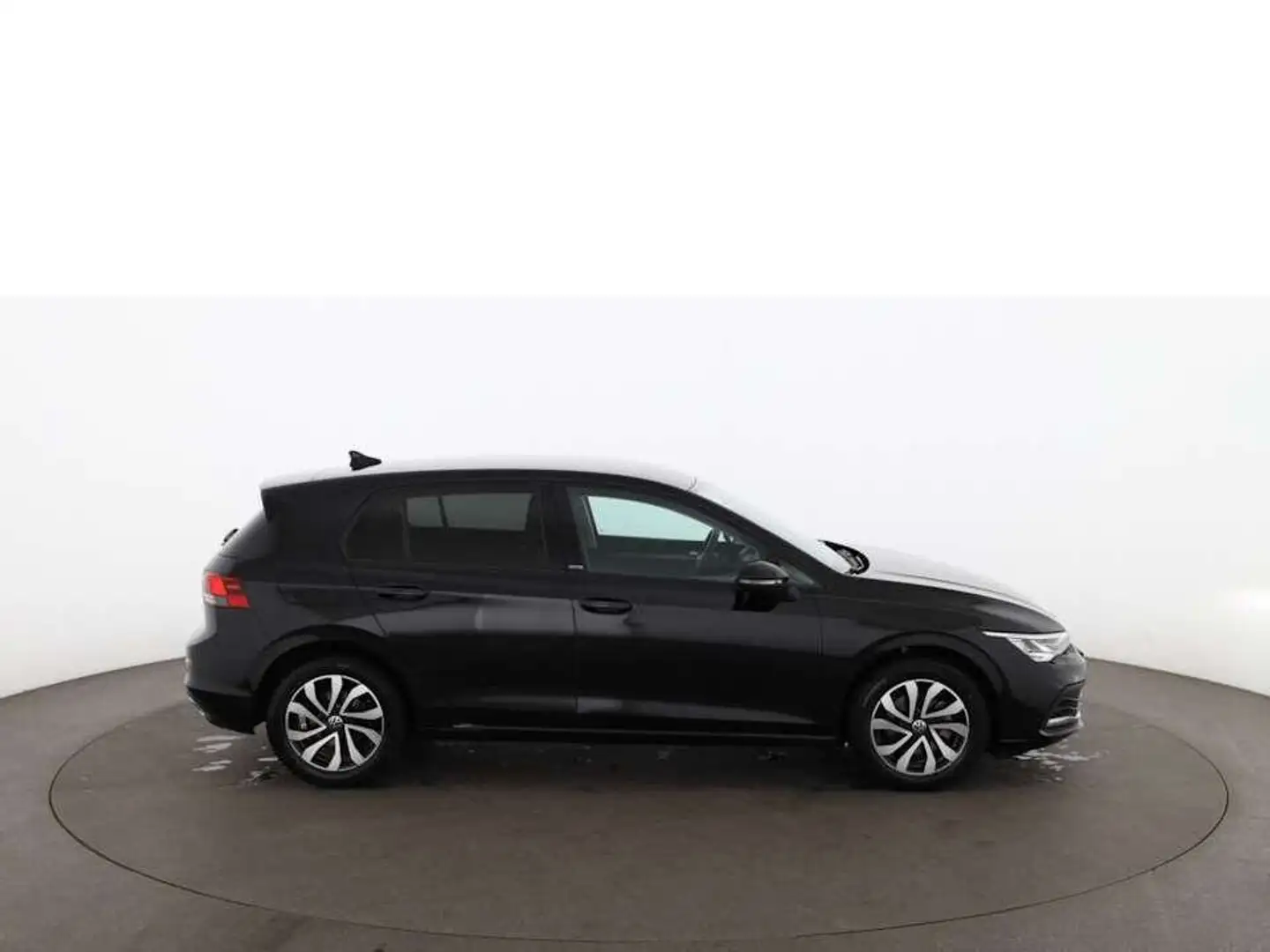 Volkswagen Golf VIII 2.0 TDI Active Aut LED AHK RADAR NAVI Schwarz - 2