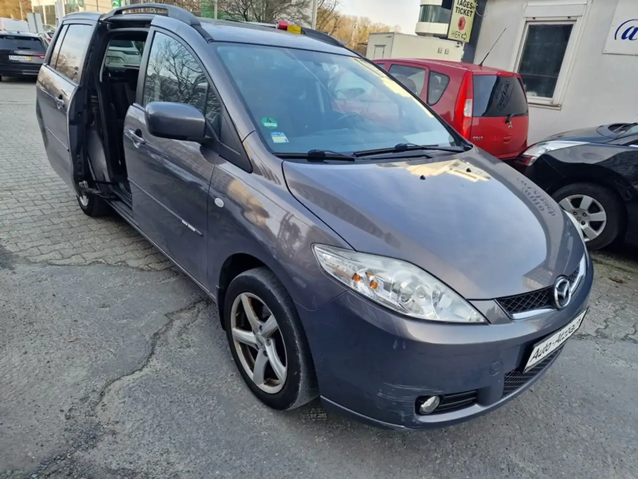 Mazda 5