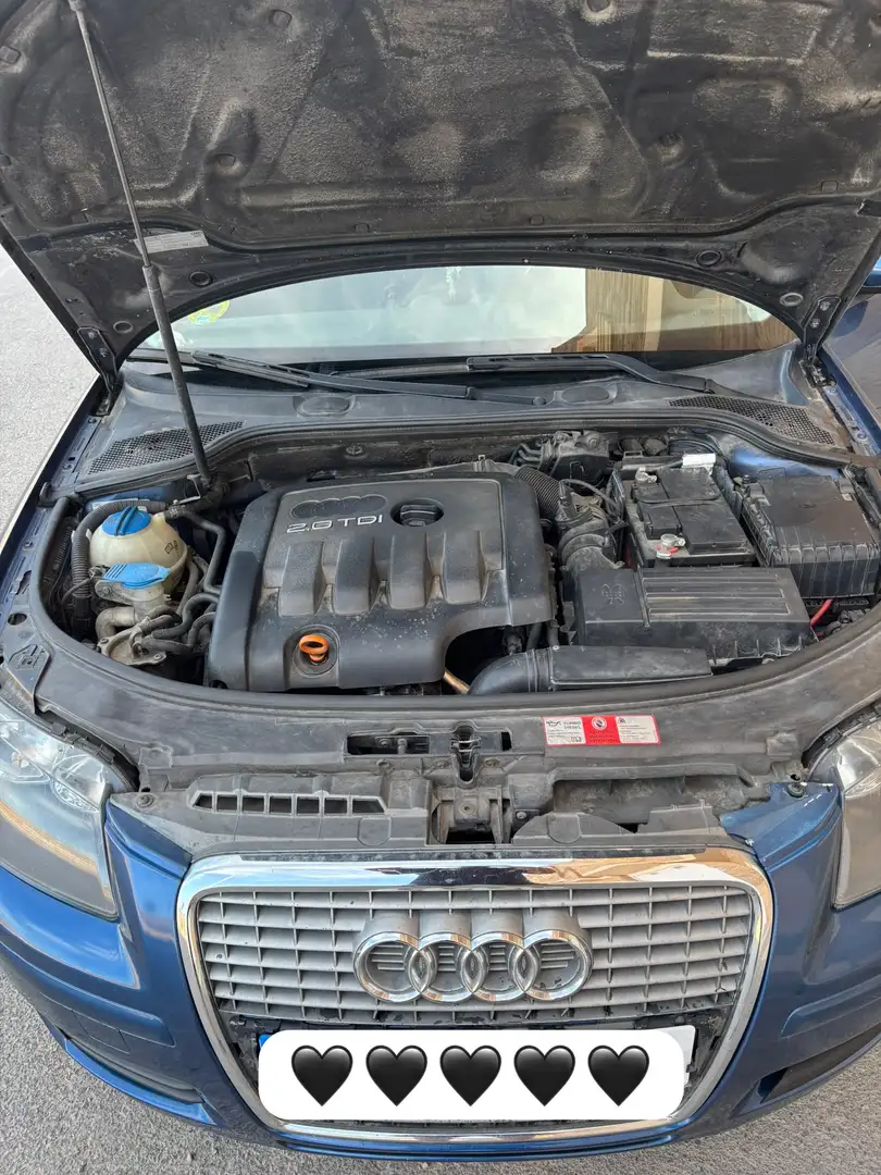 Audi A3 Sportback 2.0TDI Ambiente - 2
