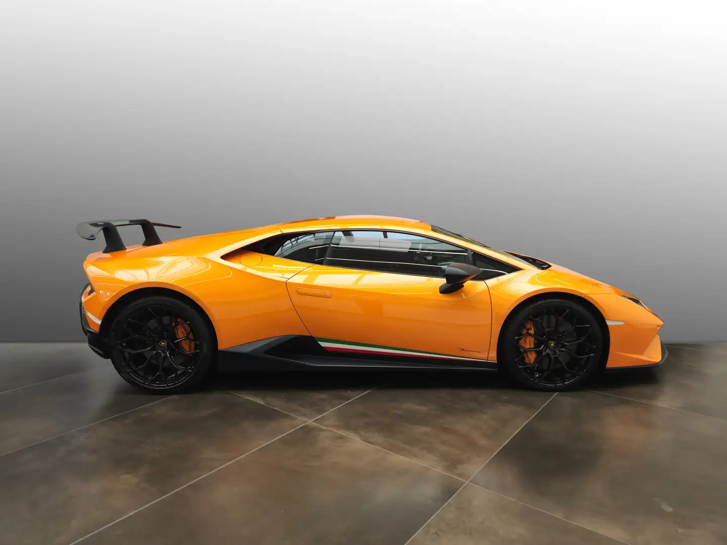 Lamborghini Huracán Performante | Lamborghini Nürnberg Оранжевый - 2