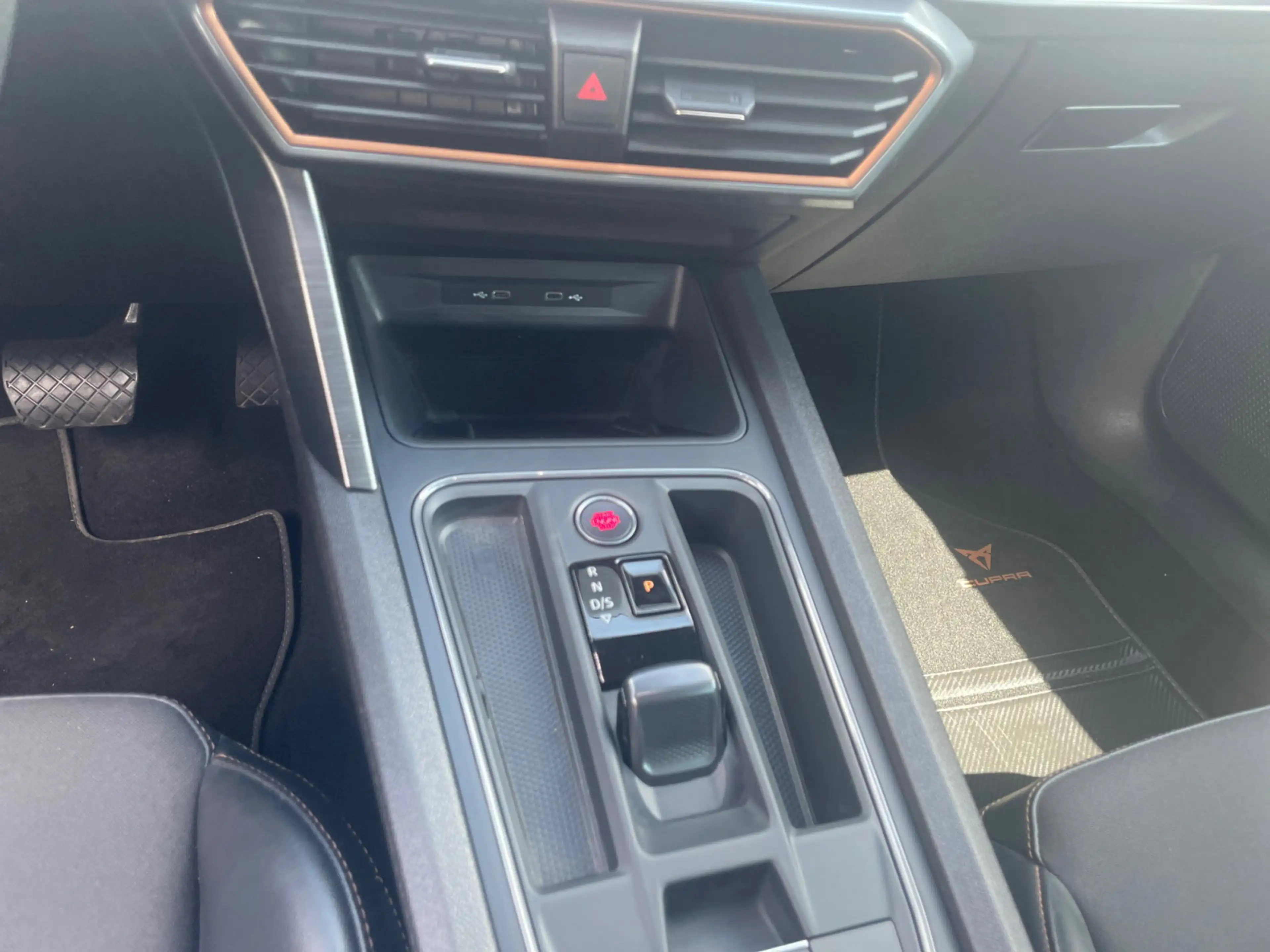 CUPRA Formentor 1.5 TSI 150ch DSG — photo 10