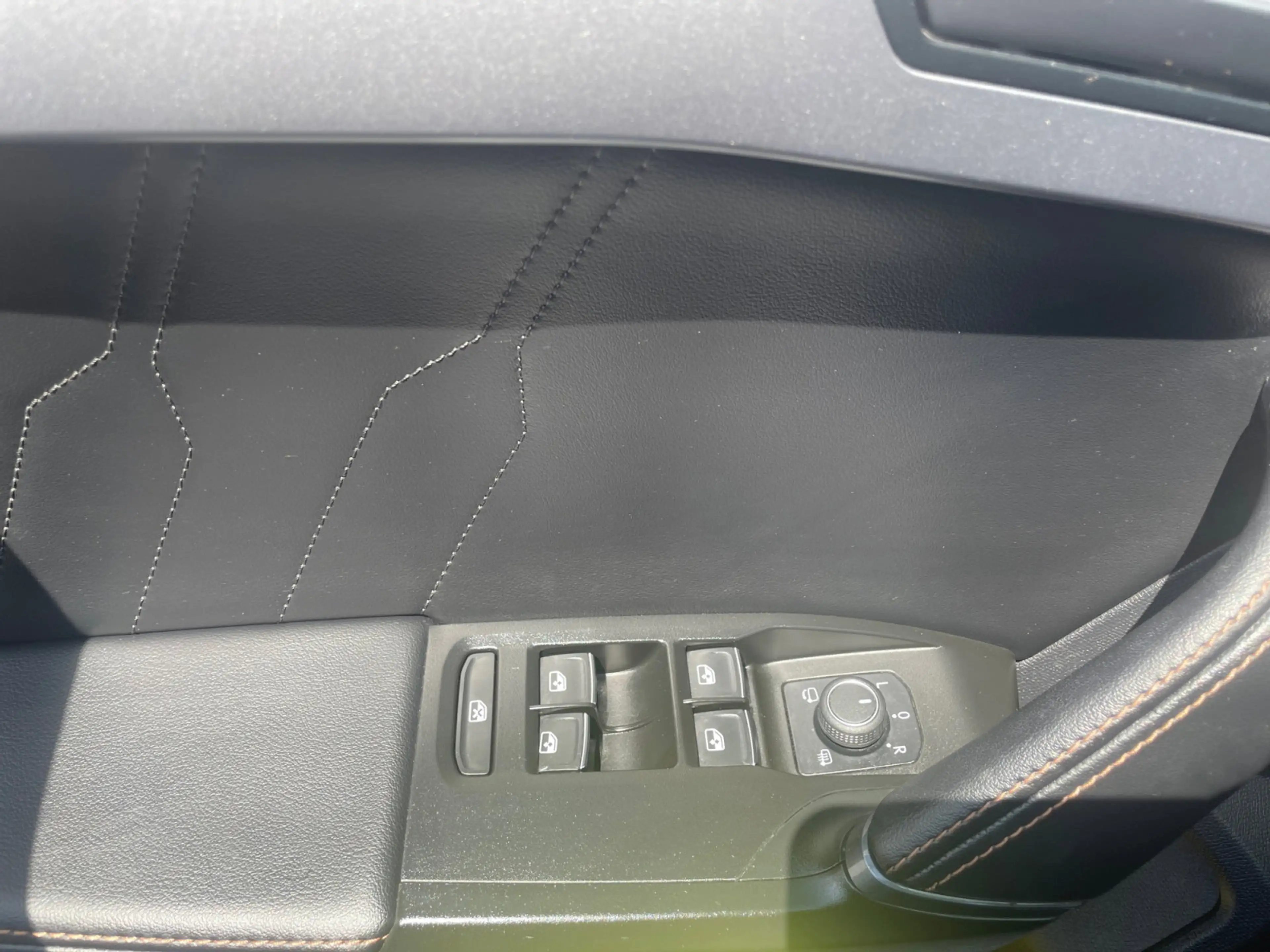 CUPRA Formentor 1.5 TSI 150ch DSG — photo 8