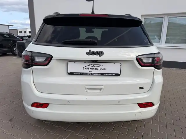 Jeep Compass view 7