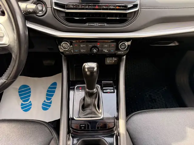 Jeep Compass view 14
