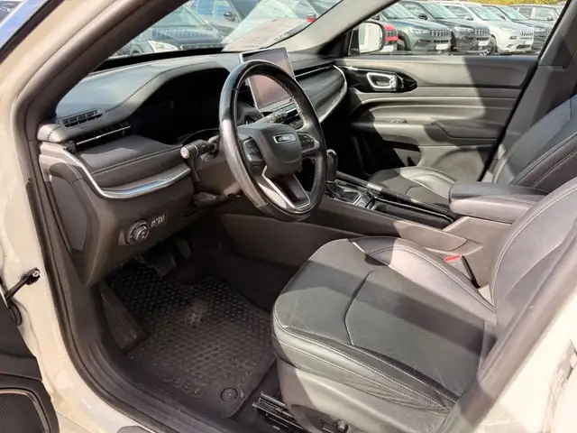 Jeep Compass view 9