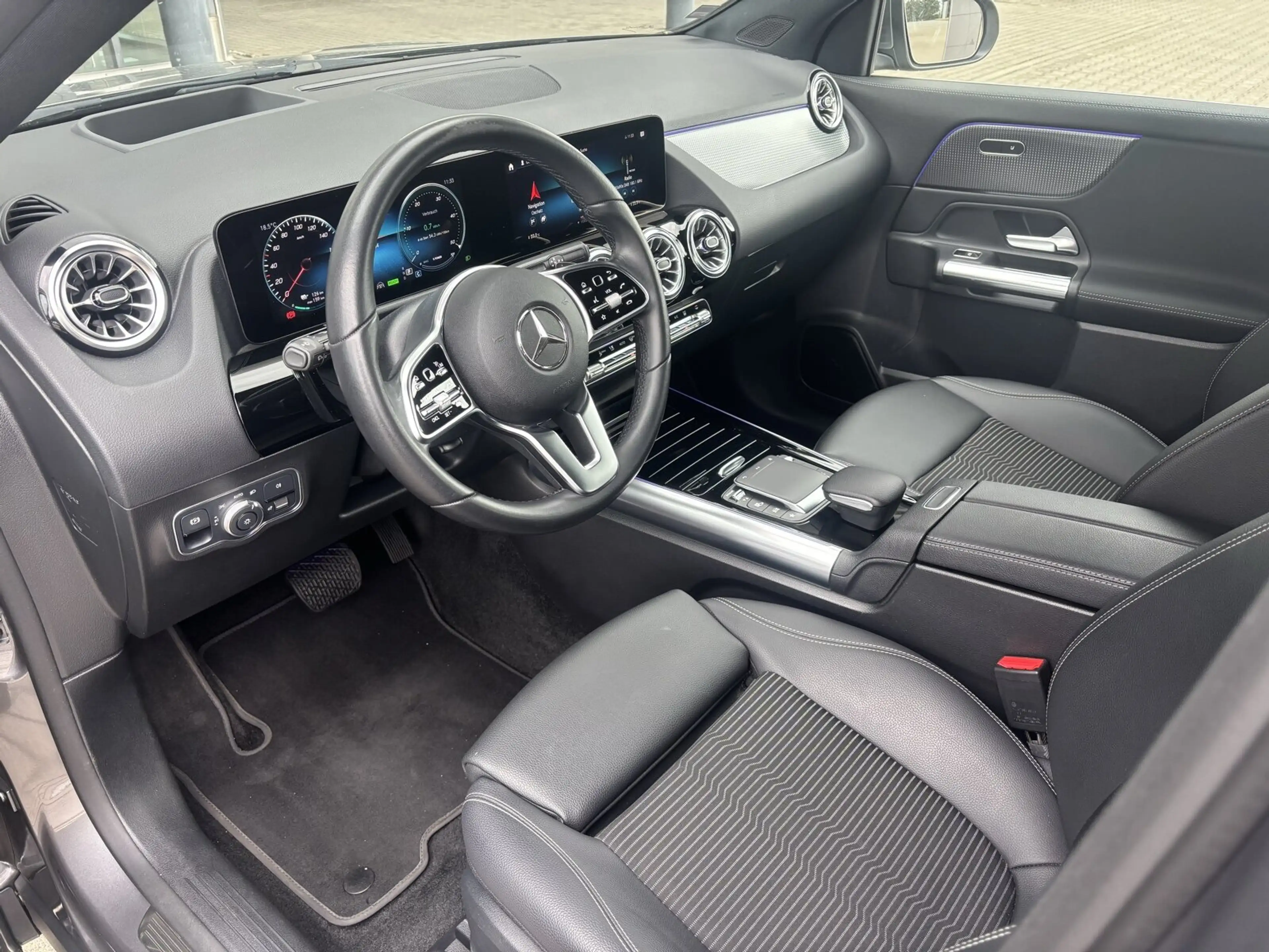 Mercedes-Benz EQA 250 EQA 250 Progressive+AHK+Head-up+Distronic+KeyGo+ — photo 9