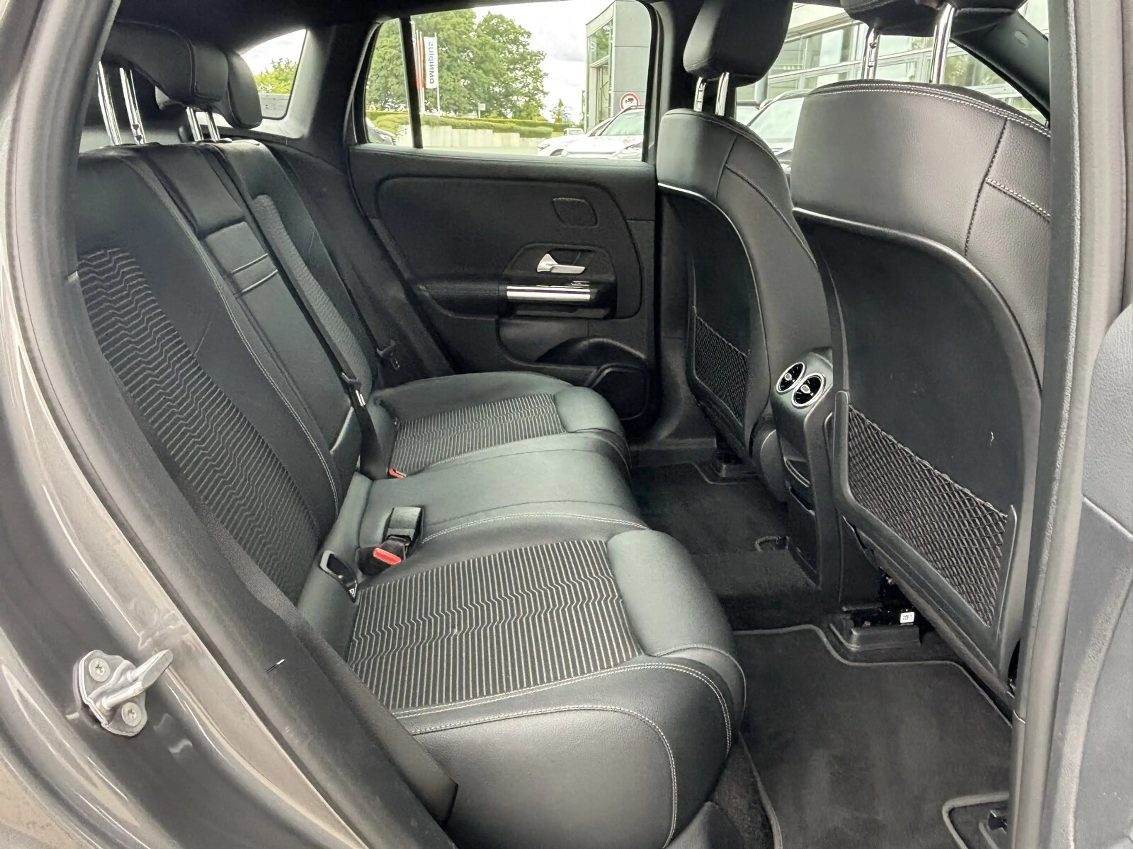 Mercedes-Benz EQA 250 EQA 250 Progressive+AHK+Head-up+Distronic+KeyGo+ — photo 14
