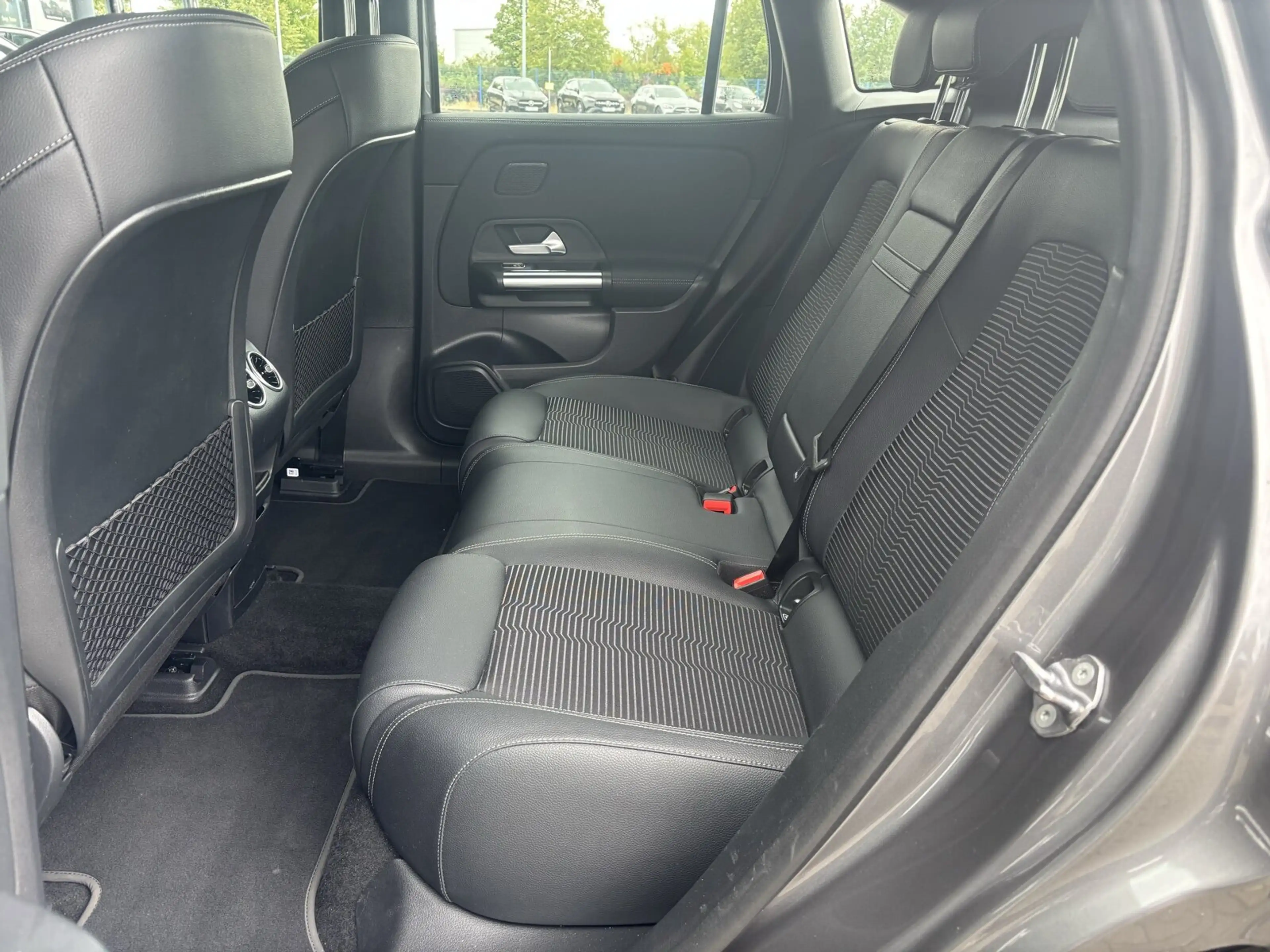 Mercedes-Benz EQA 250 EQA 250 Progressive+AHK+Head-up+Distronic+KeyGo+ — photo 15