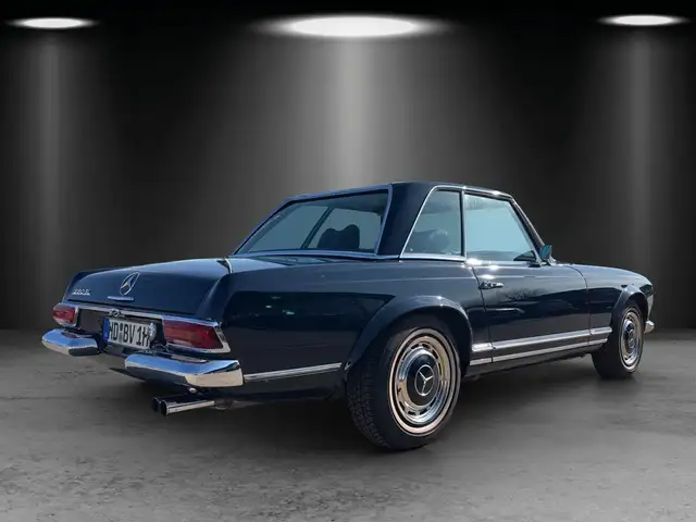 Mercedes-Benz SL view 5
