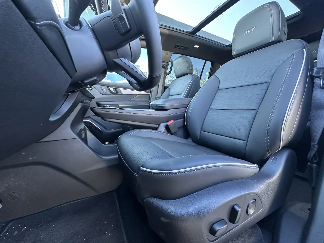 Buick Enclave снимка Buick Enclave