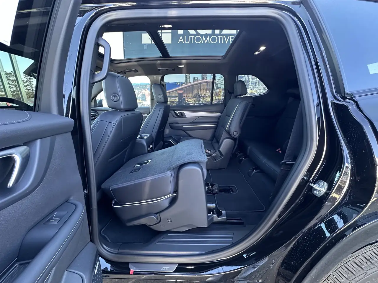 Buick Enclave снимка Buick Enclave