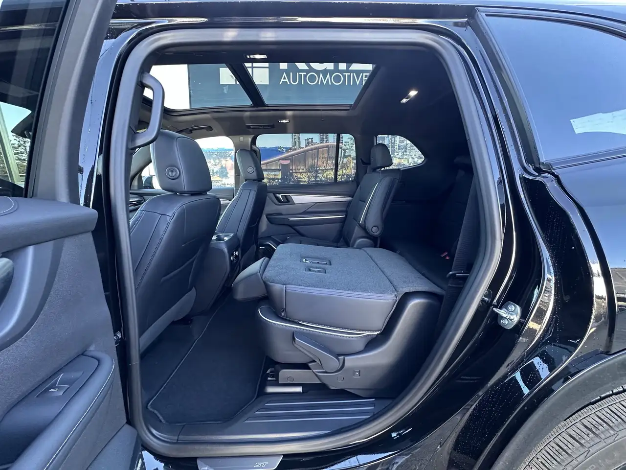 Buick Enclave снимка Buick Enclave