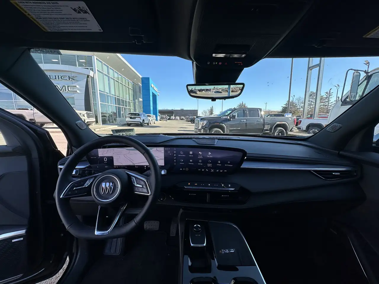 Buick Enclave снимка Buick Enclave