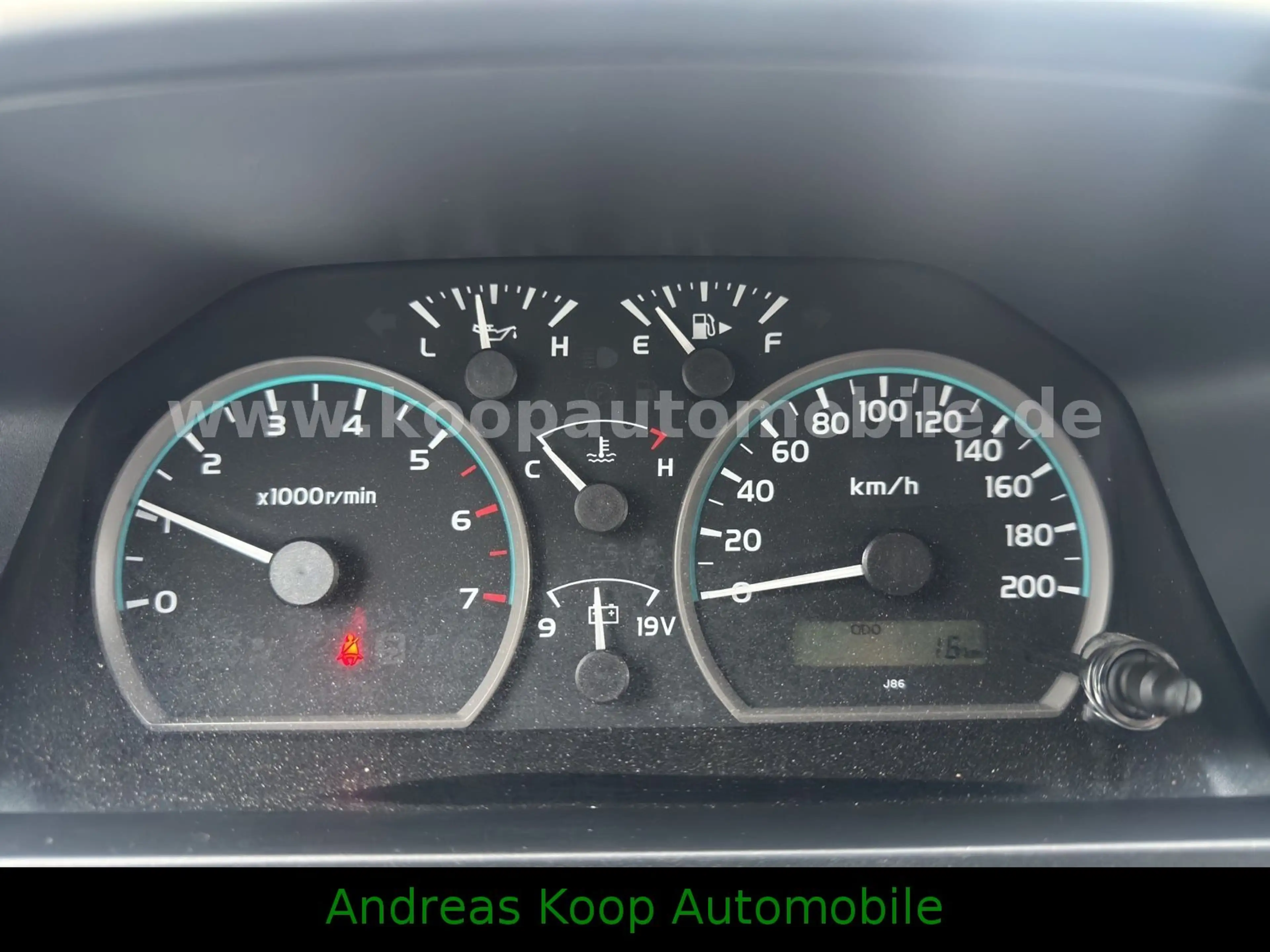 Toyota Land Cruiser GRJ 76 LX-G 4,0i V6 Euro-6e SOFORT — photo 13