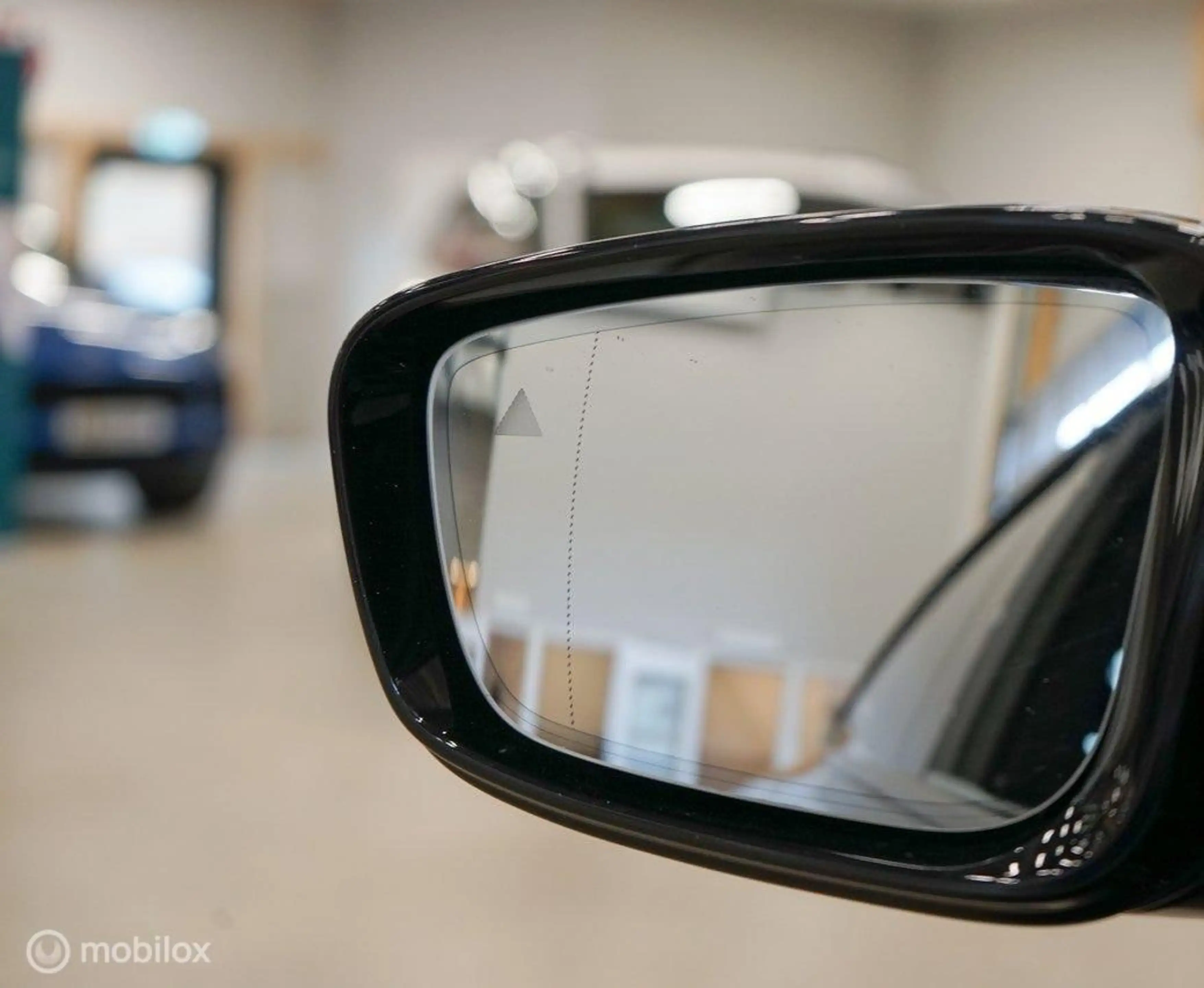 BMW i4 M50 High Executive 84 kWh — photo 27