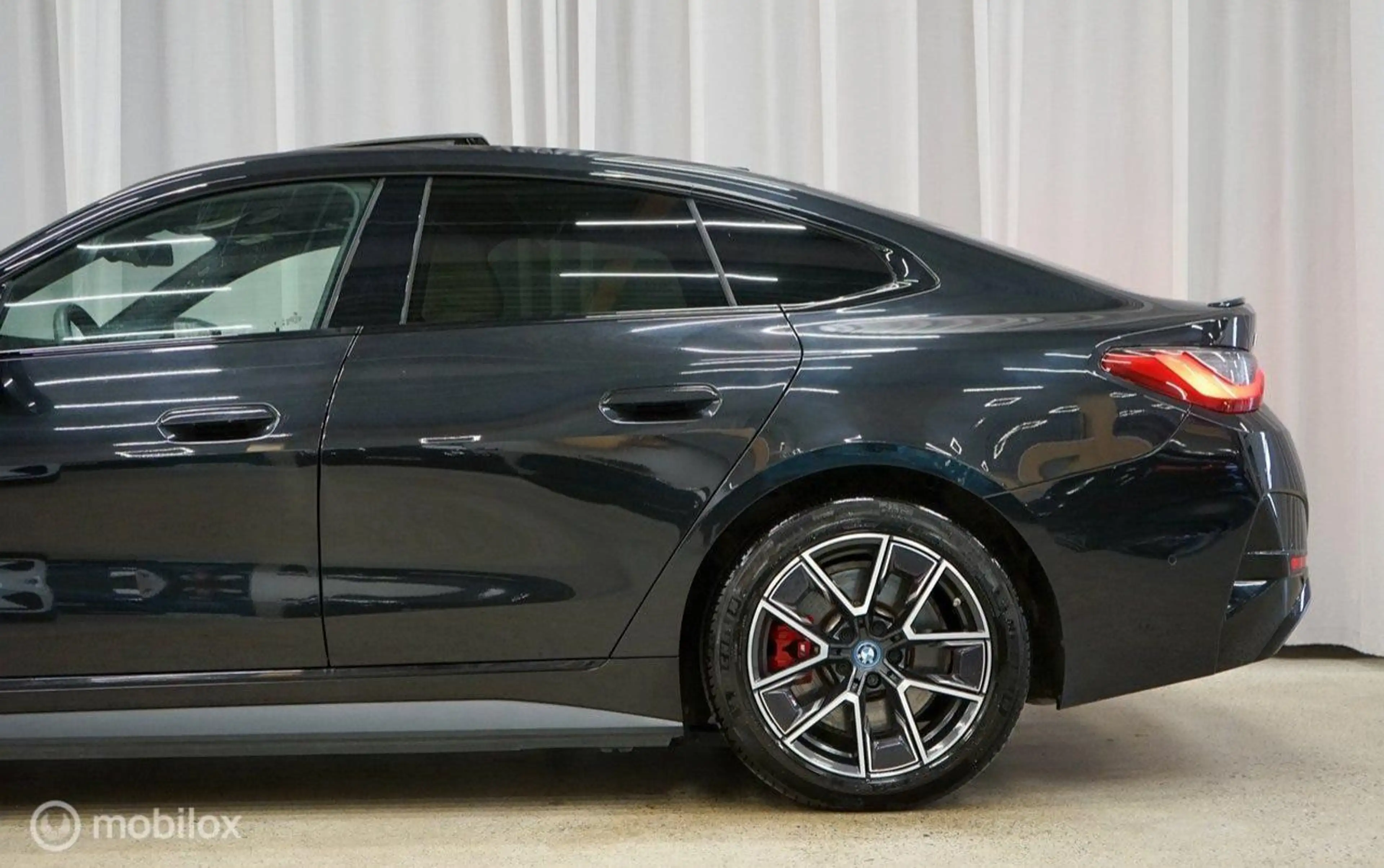 BMW i4 M50 High Executive 84 kWh — photo 8