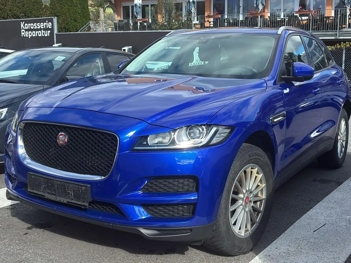 Jaguar F-Pace Pure Bleu - 1