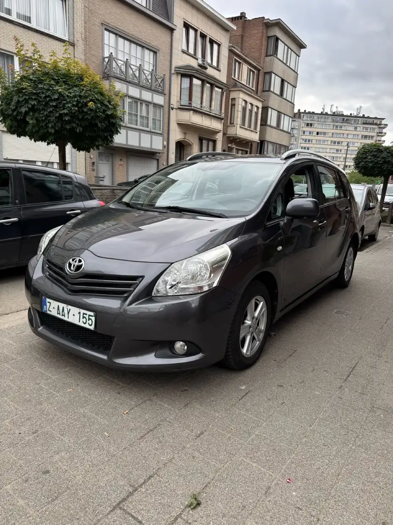 Toyota Verso 1.6i Sol 5pl. new car 87dkm 0032485905657 Gris - 2