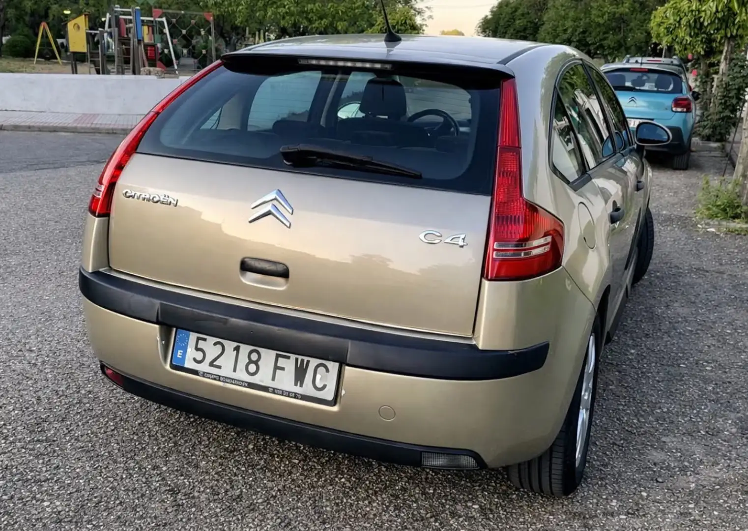 Citroen C4 C4 1.6HDI Collection 110 Collection Beige - 2