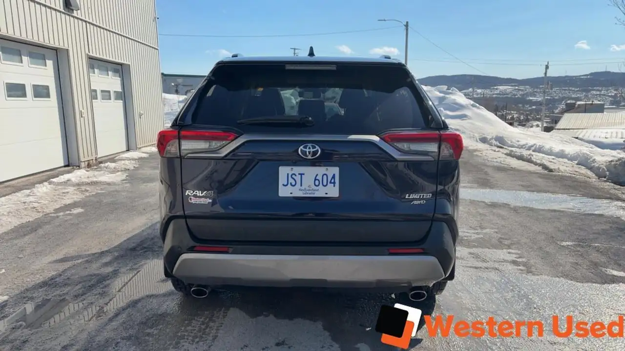 Toyota RAV 4 снимка Toyota RAV 4