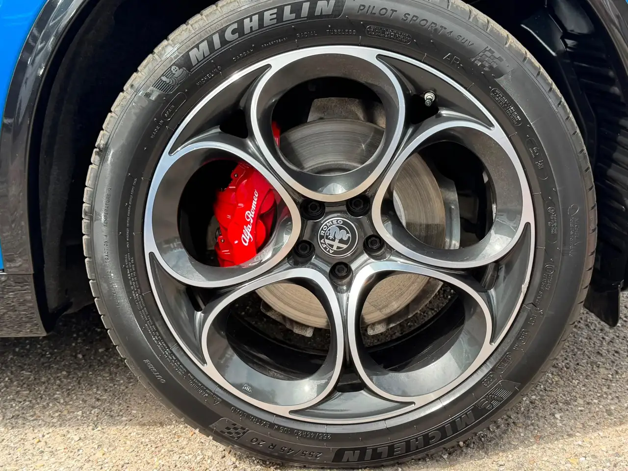 Alfa Romeo Stelvio 2.0 T AWD Veloce SCHUIFDAK MISANO BLAUW HARM, миниатюра 13