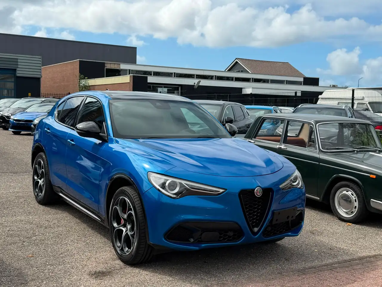 Alfa Romeo Stelvio 2.0 T AWD Veloce SCHUIFDAK MISANO BLAUW HARM, миниатюра 6