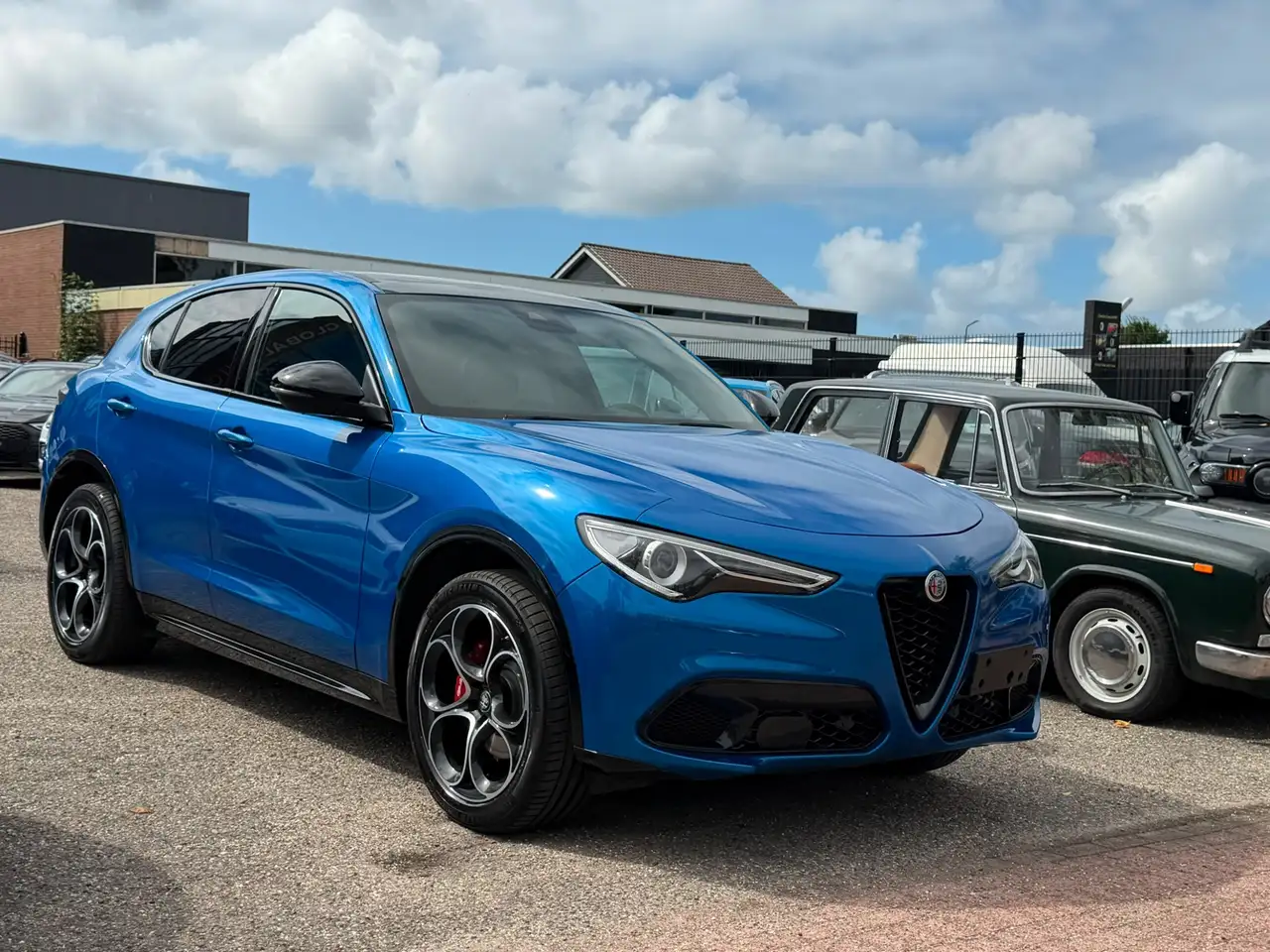 Alfa Romeo Stelvio 2.0 T AWD Veloce SCHUIFDAK MISANO BLAUW HARM, миниатюра 5