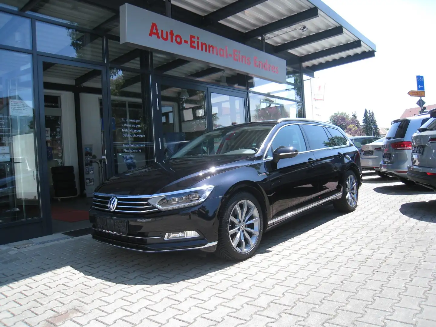 Volkswagen Passat Variant 2.0TSFI DSG 4Motion HIGHLINE *PANO*ACC*KAMERA Schwarz - 1
