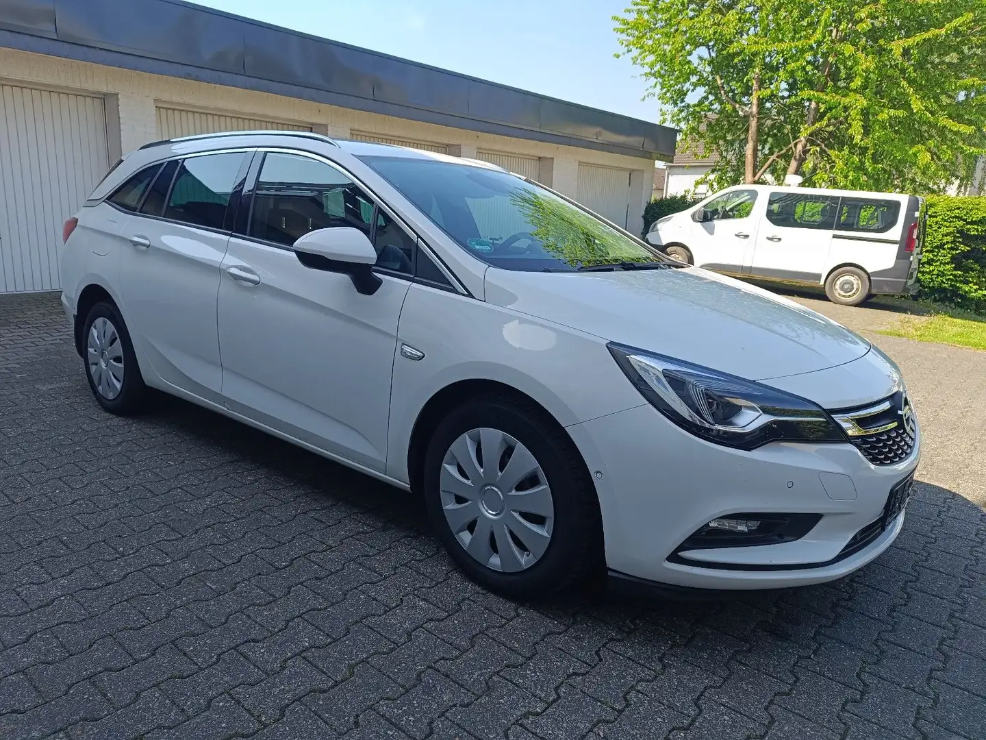 Opel Astra K Sport-Tour/Innovation/Navi/1.HD/Tüv neu Blanc - 1