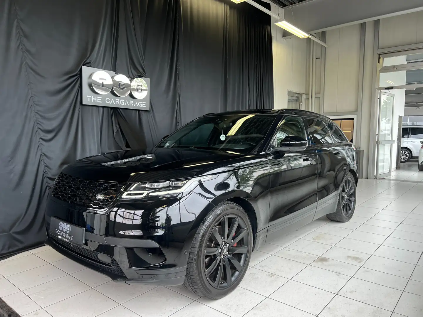Land Rover Range Rover Velar SE Zwart - 1