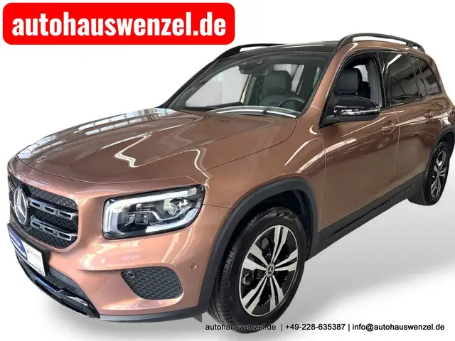 Mercedes-Benz GLB 200 4Matic nur 13.000 km PANORAMADACH MULTIBEAM AHK CARPLAY KAMERA TOTWINKEL NIGHT ...