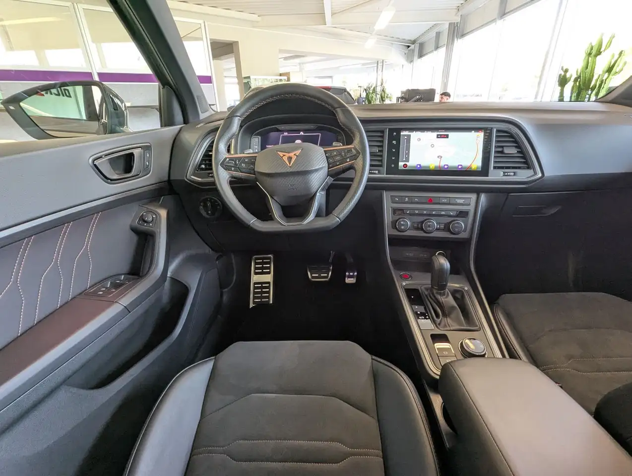 Cupra Ateca 1.5 TSI DSG Pano Dinamica ACC Cam AHK 19", миниатюра 22