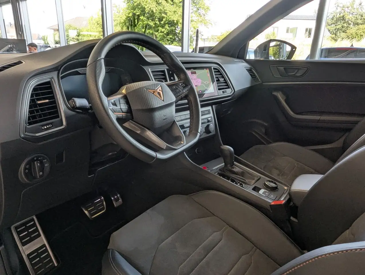 Cupra Ateca 1.5 TSI DSG Pano Dinamica ACC Cam AHK 19", миниатюра 24