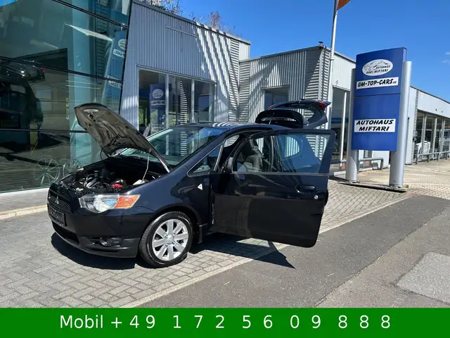 Mitsubishi Colt view 5