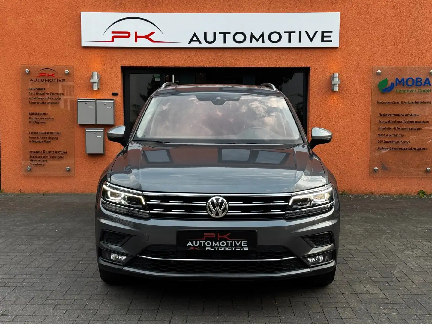 Volkswagen Tiguan Allspace Highl. 4M 2.0TDI*DSG*LED*PANO Grau - 1