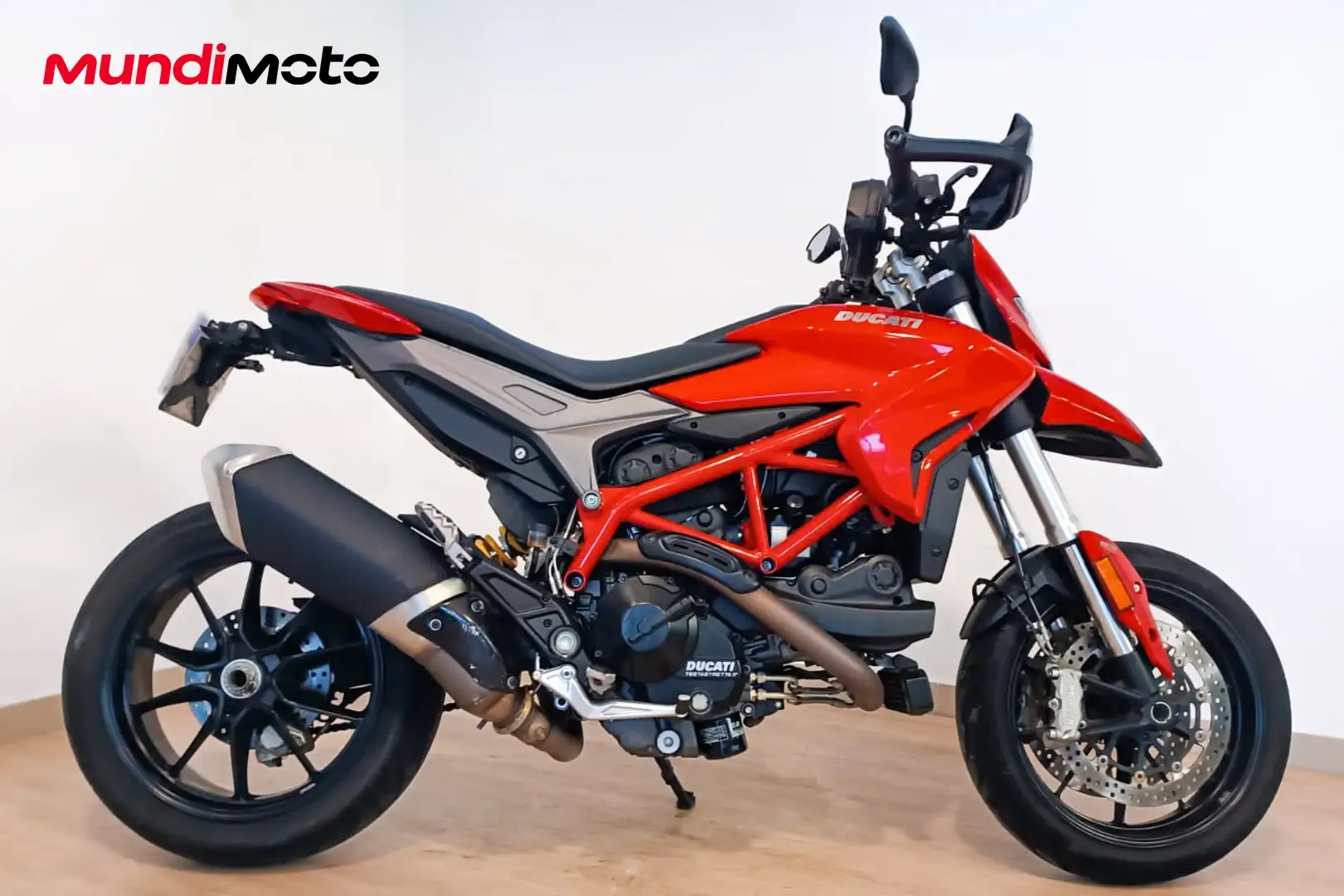 Ducati Hypermotard 939 - 1