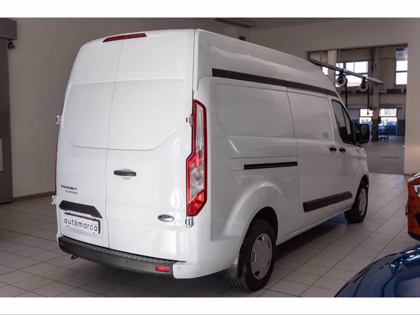Ford Transit Custom 300 2.0 TDCi 130 PC Furgone Trend Білий - 2