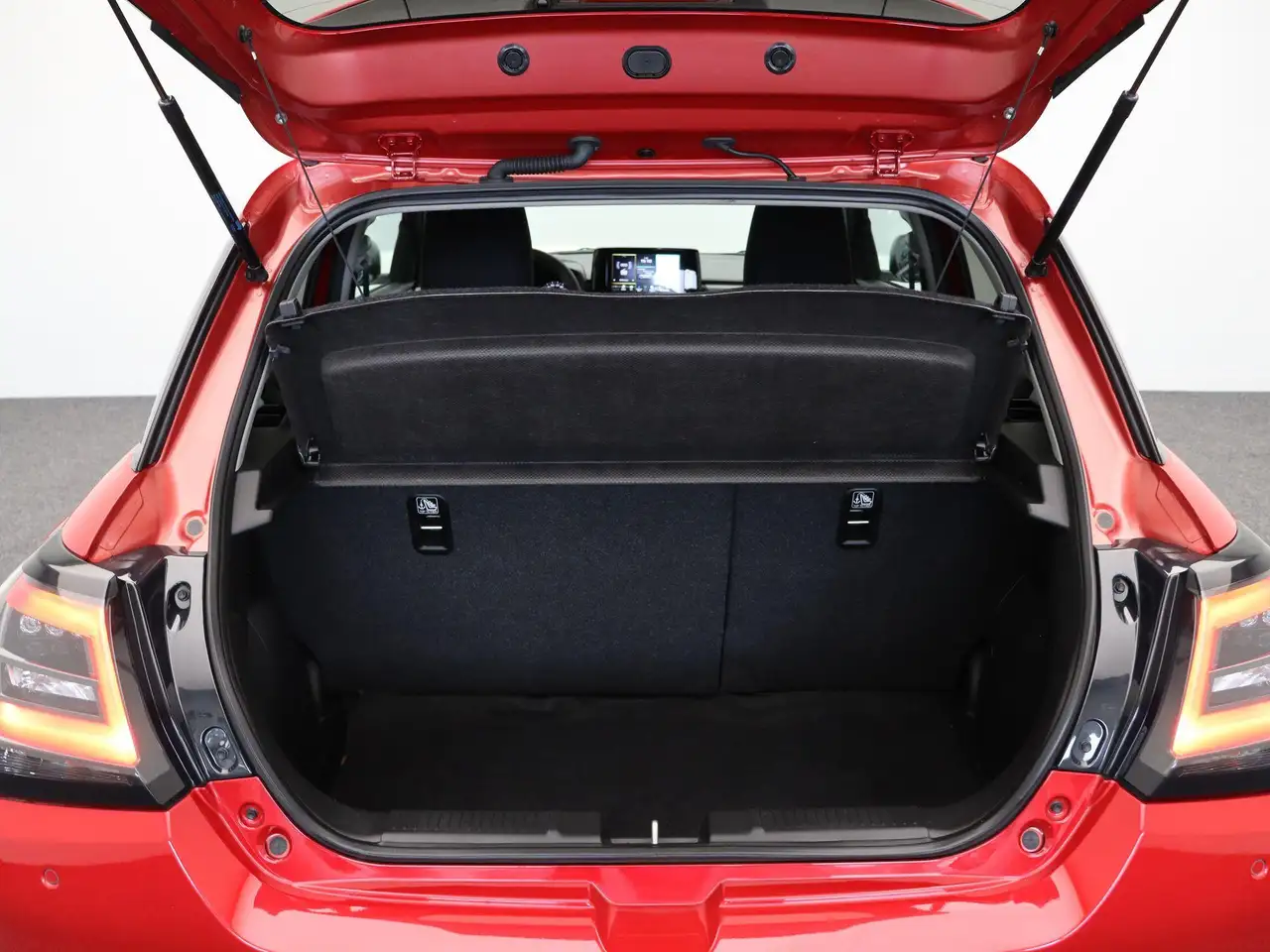 Suzuki Swift 2025 — фото 15