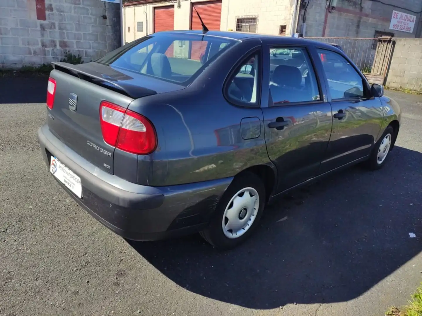 SEAT Cordoba 1.9 SDi Stella Сірий - 2