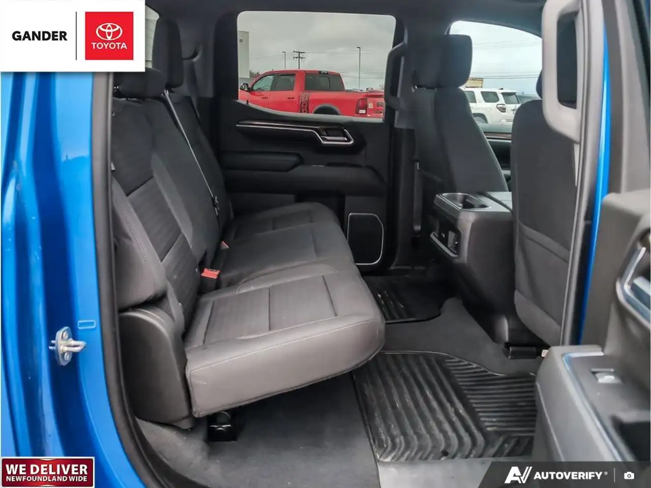 Chevrolet Silverado 1500 снимка Chevrolet Silverado 1500