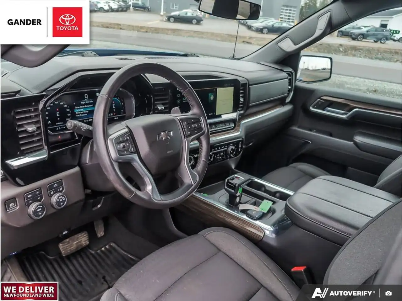 Chevrolet Silverado 1500 снимка Chevrolet Silverado 1500