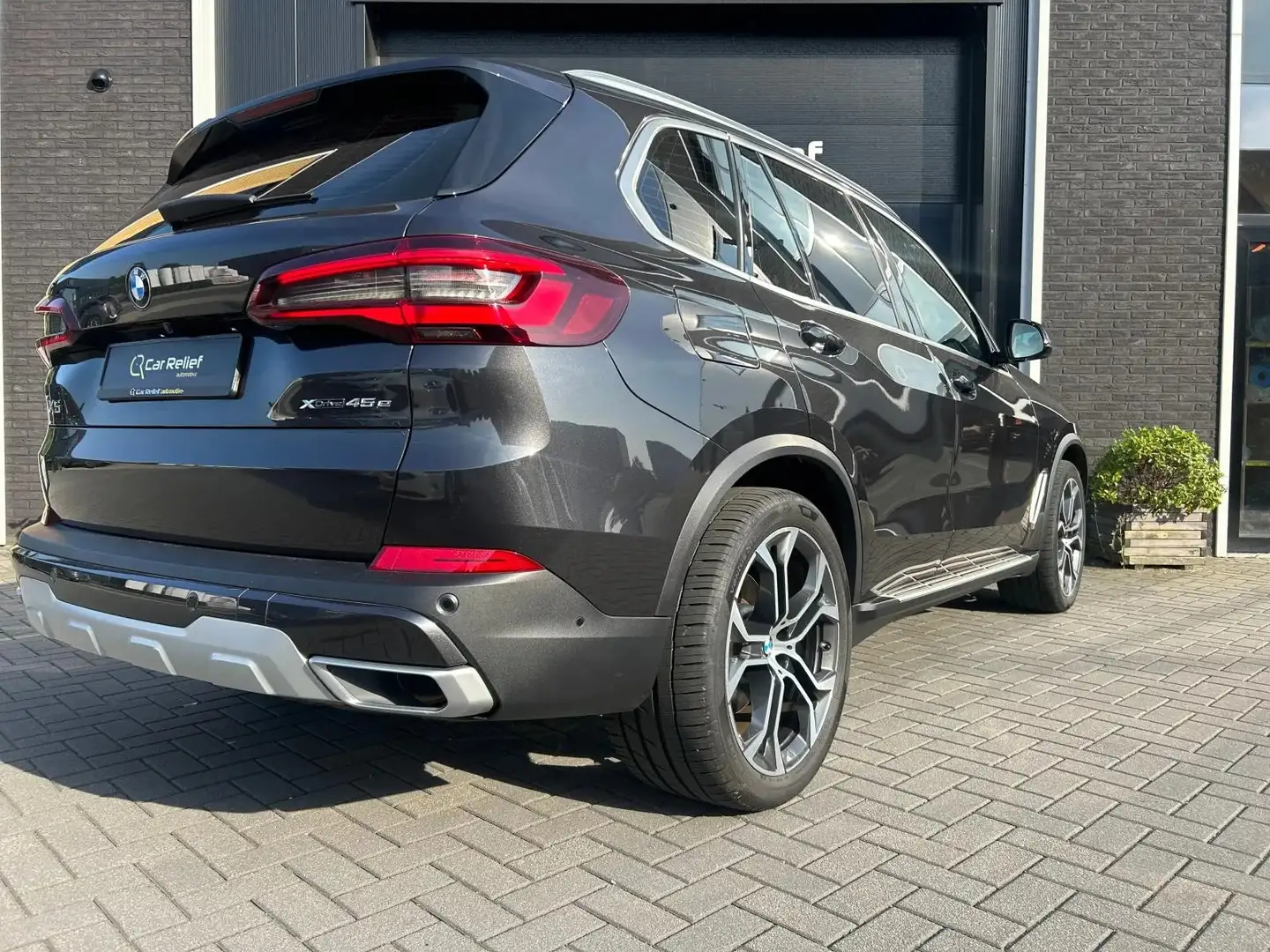 BMW X5 XDrive45e High Executive | Luchtvering | Pano | Me Grijs - 2