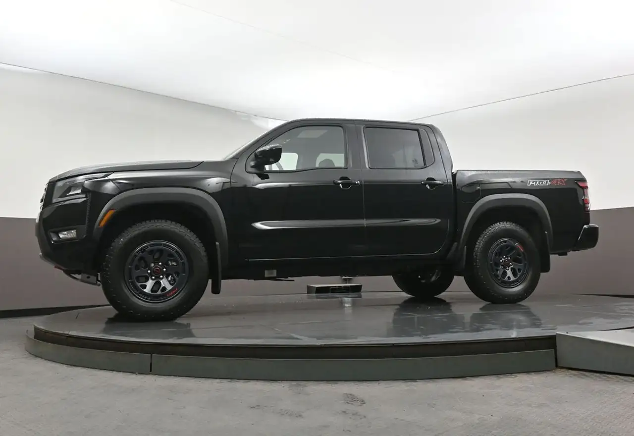 Nissan Frontier снимка Nissan Frontier