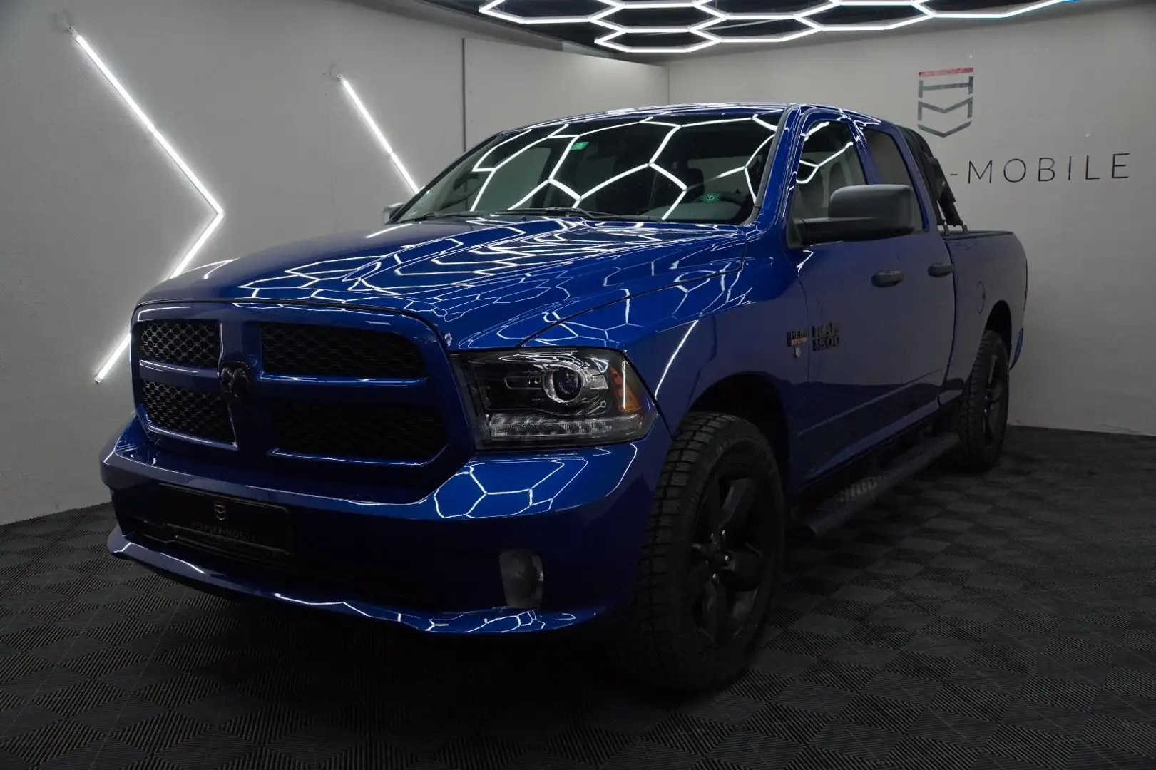 Dodge RAM 1500,Quad Cab,LPG,Winde,Leder,Bügel,TopZustan Blauw - 1