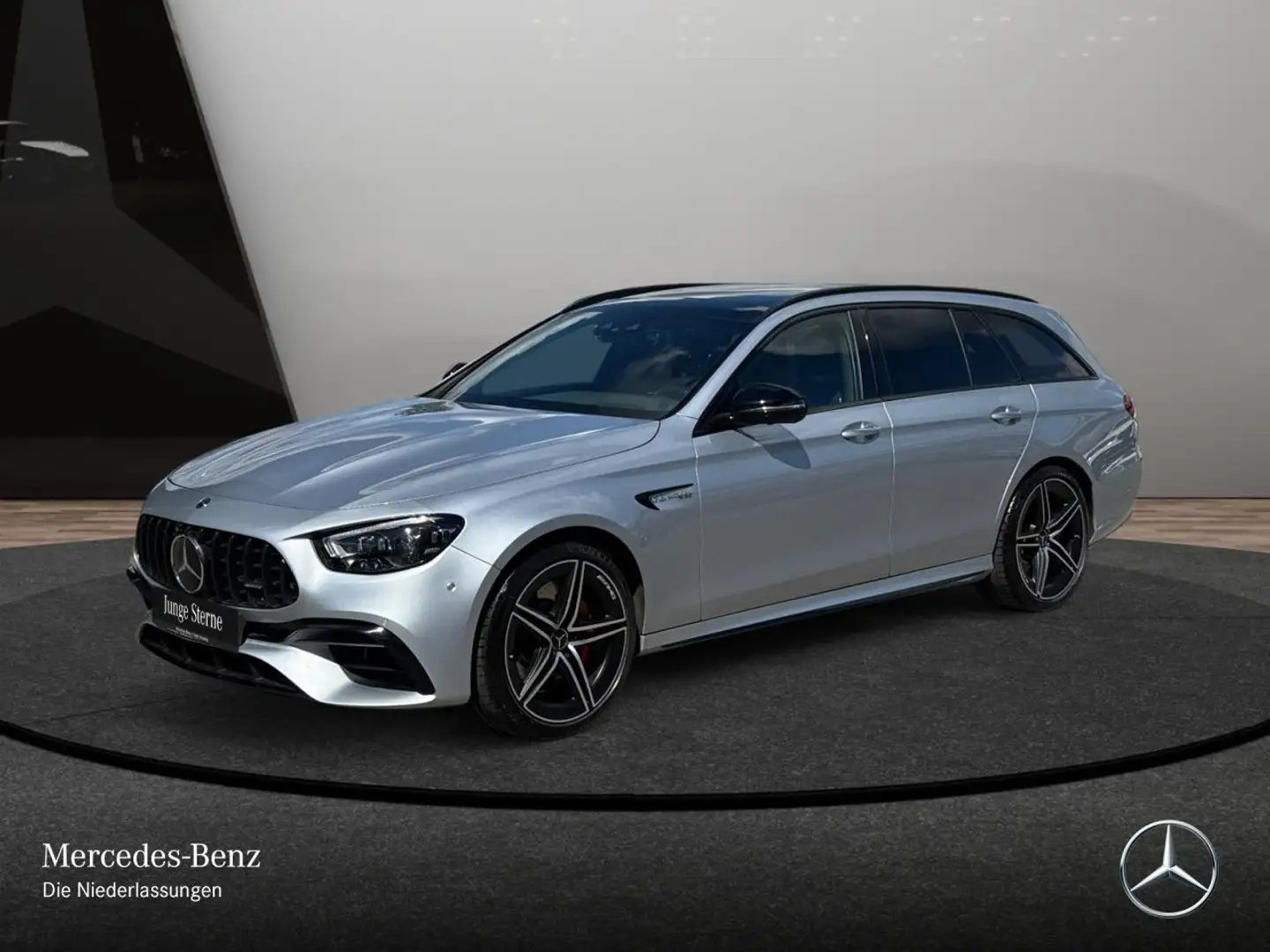 Mercedes-Benz E 63 AMG E 63 S 4M T-Modell AMG+DRIVERS+NIGHT+PANO+360+AHK Серебристый - 2