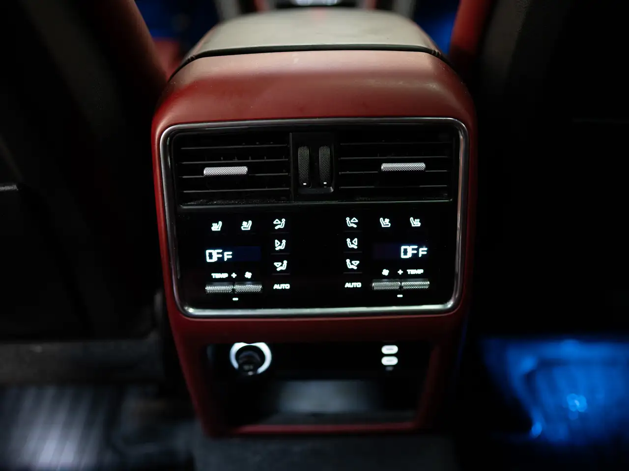 Porsche Cayenne снимка Porsche Cayenne